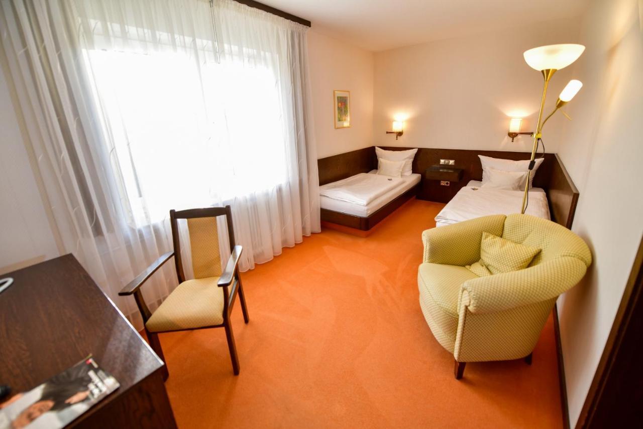 Hotel Zur Post Balve Exterior photo